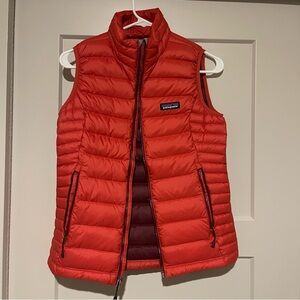 Patagonia Women's coral Puffer Vest